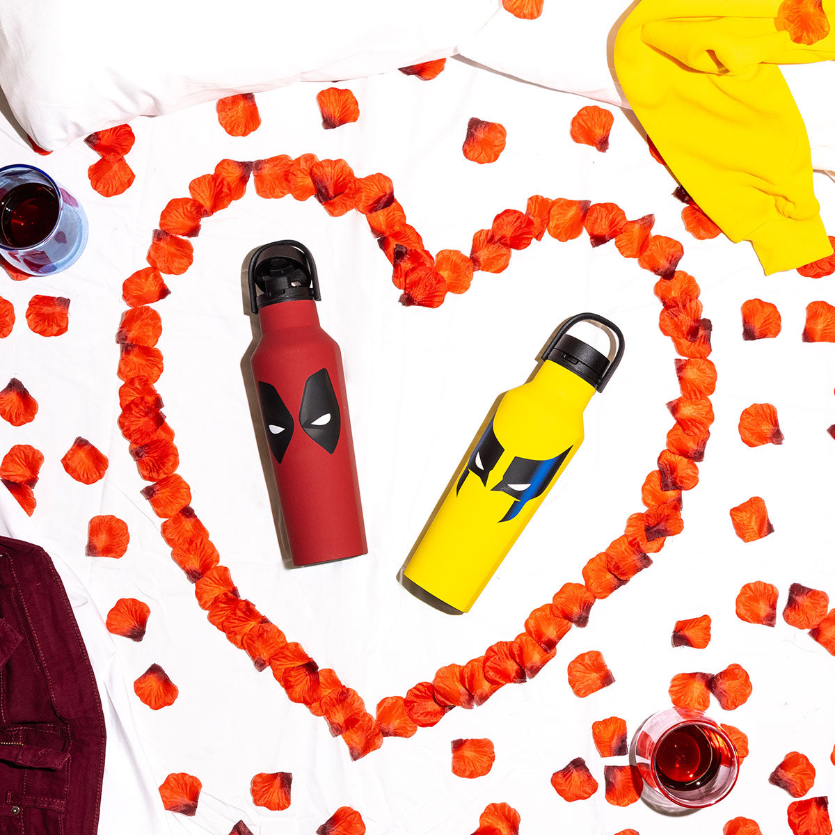 deadpool-and-wolverine-drinkware-l7 a7afce7e71cf--DeadpoolWolverine-PDPLifestyle2.jpg